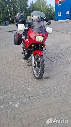 Honda transalp XL600V