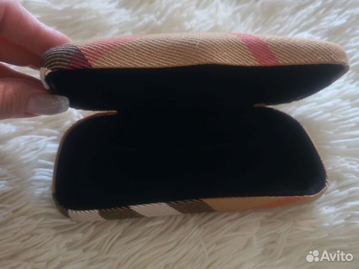 Футляр для очков