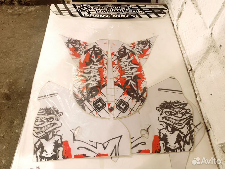 Наклейки на мотоцикл Honda cbr600rr 07-11red