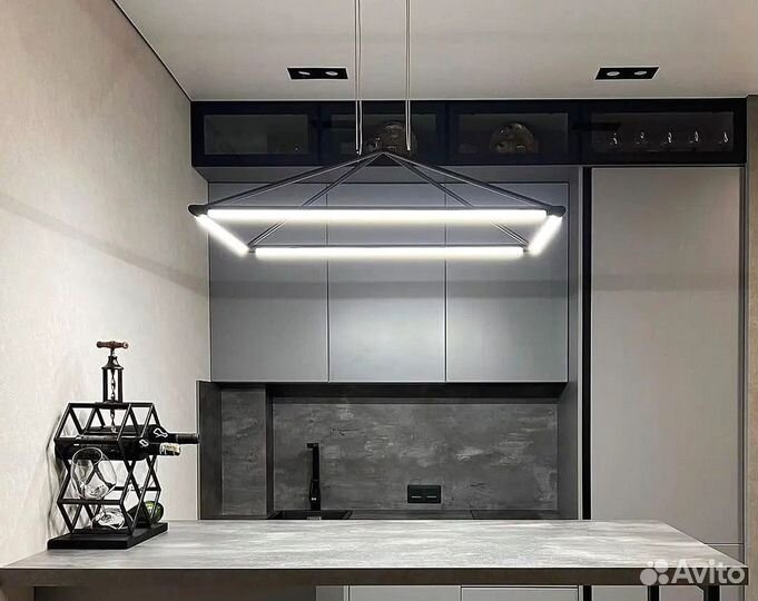 Кухня с барной стойкой