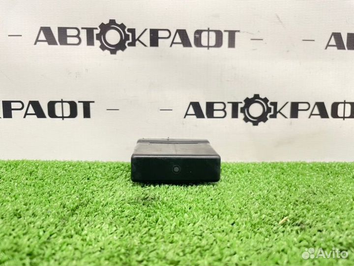 Блок управления Toyota Land Cruiser Prado GRJ150