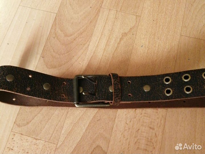 Мужской кожаный ремень