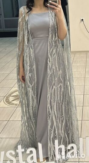 Вечернее платье