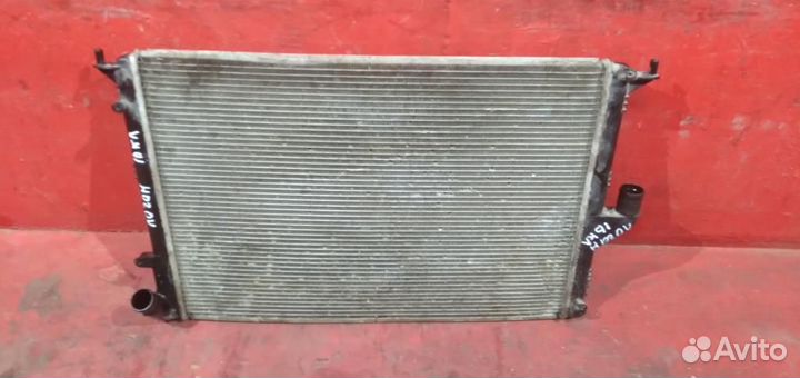 Логан радиатор охлаждения Сандеро 1 Ларгус