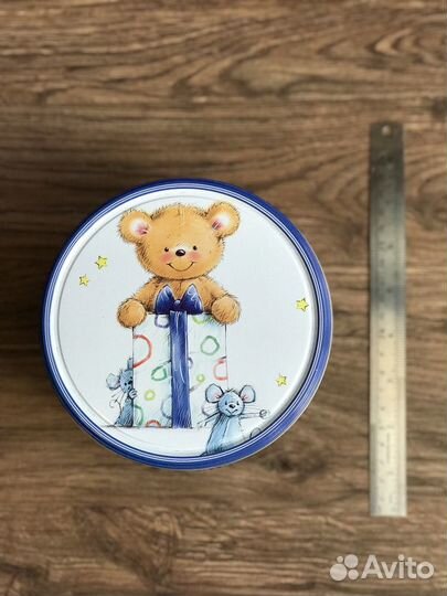 Жестяные коробки для хранения