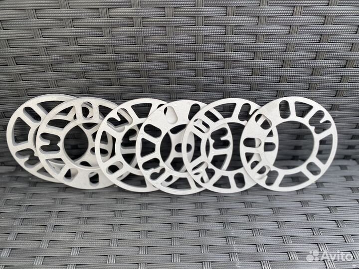 Проставки колесные