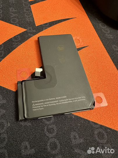 Аккумулятор iPhone 14 pro