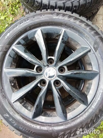 Колеса на оригинальных дисках r16 ScodaOctavi зима