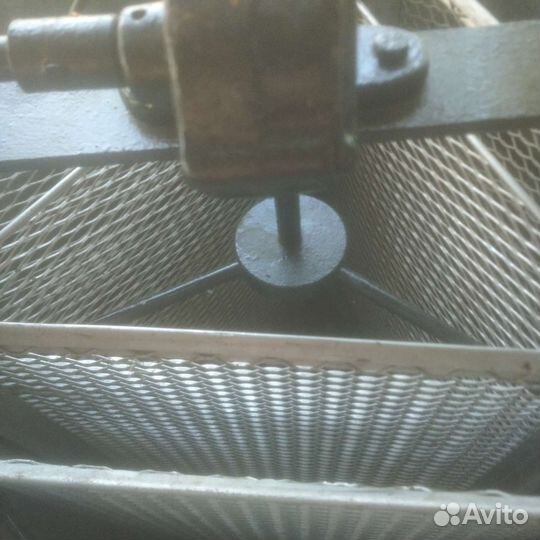 Медогонка б /у