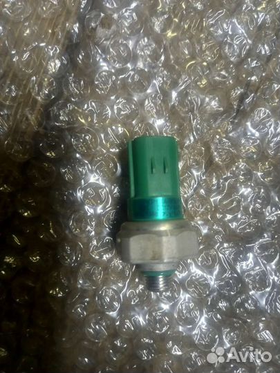 Hyundai accent- датчик давления кондиционера