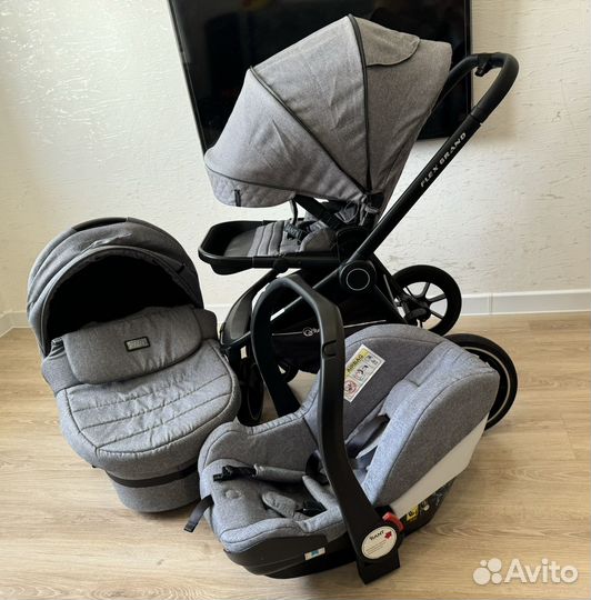 Коляска 3 в 1
