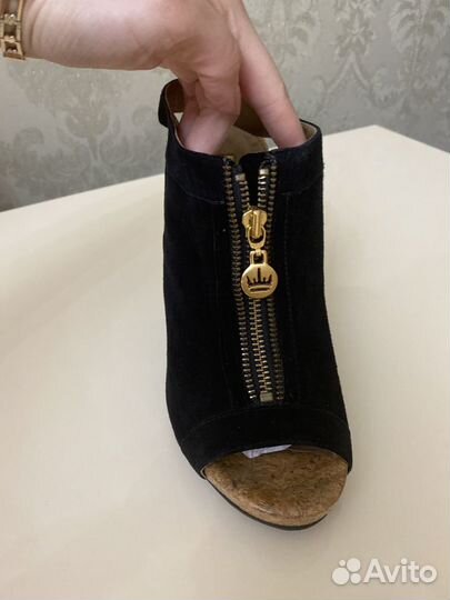 Босоножки коллекция Alla Pugachova.Размер 39