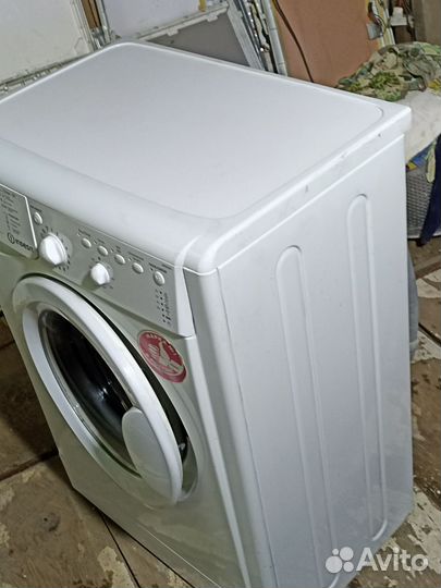Стиральная машина indesit 5кг.Гарантия