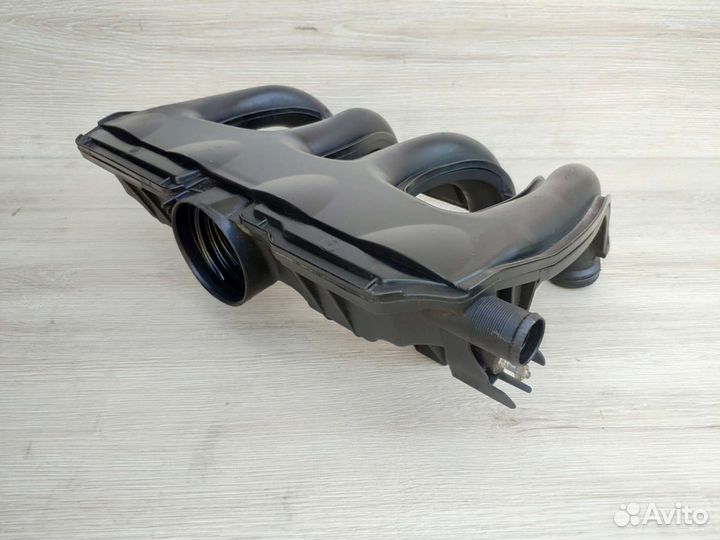Коллектор впускной Peugeot Citroen 1,9d