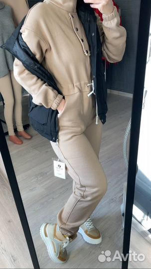 Комбинезон на флисе женский