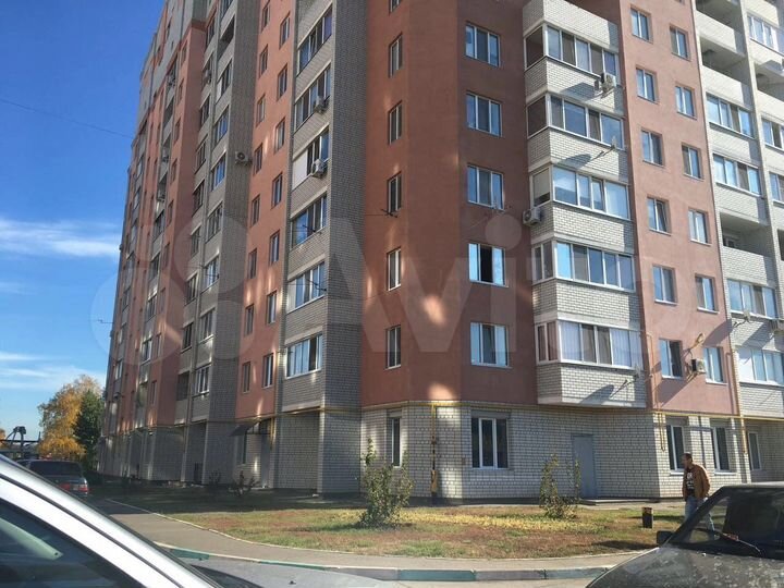 3-к. квартира, 100,3 м², 1/9 эт.