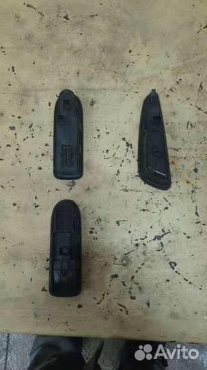 Блок стеклоподъемника вод/пас peugeot 308