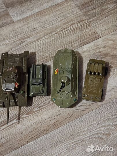 Игрушка танк СССР