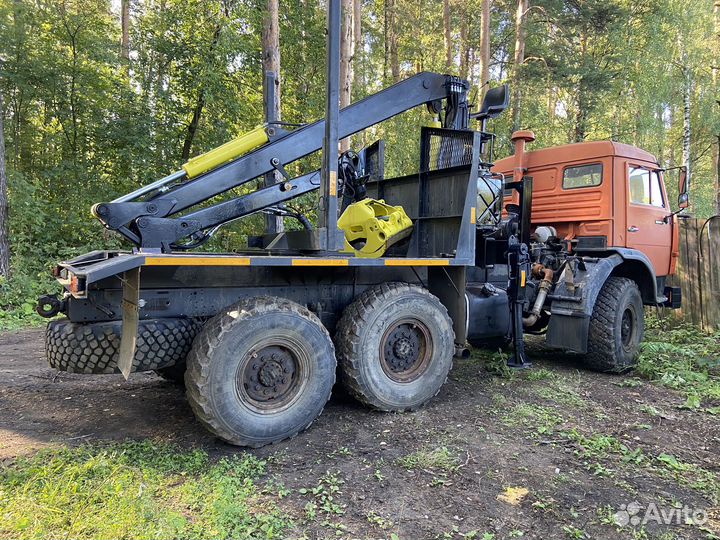 НефАз 4208-11-13 с КМУ, 2006