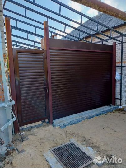 Гаражные ролетные ворота