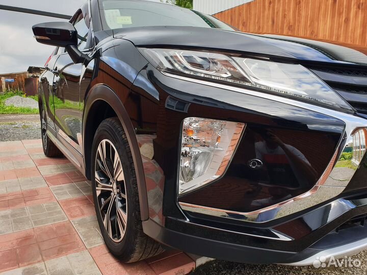 Mitsubishi Eclipse Cross 1.5 CVT, 2019, 27 400 км