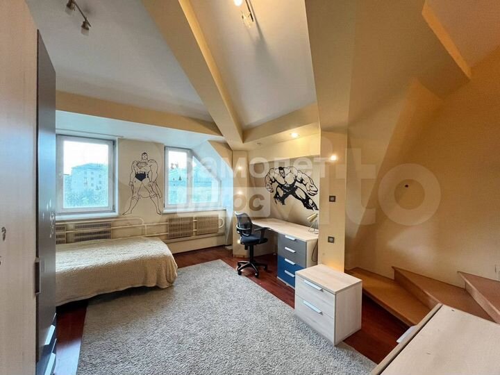 2-к. квартира, 70,9 м², 4/4 эт.