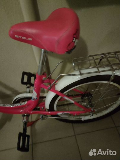 Детский велосипед для девочки,самокат для мальчика