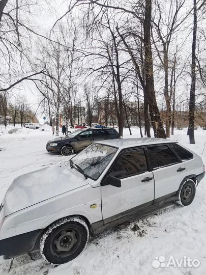 Автомобиль ваз 2109