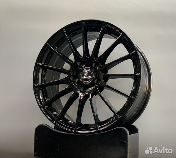 Литые диски 8xR18 5x114.3 Makstton Fly