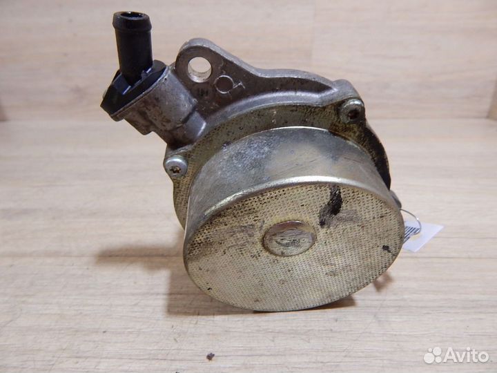 Насос вакуумный BMW E46 M47