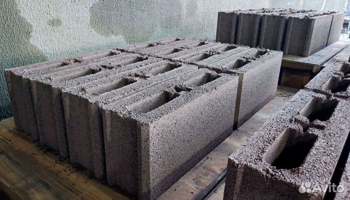 Камень француз