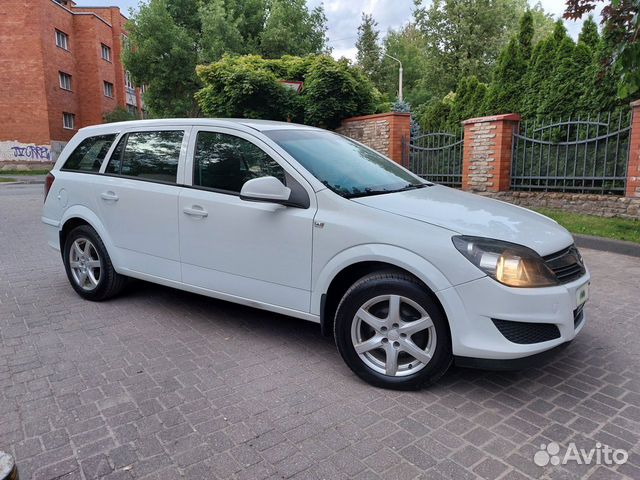 Opel Astra 1.8 AT, 2014, 115 000 км объявление продам
