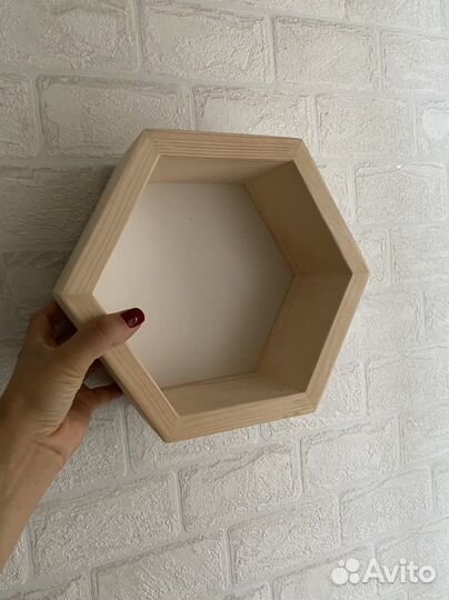 Полка настенная декоративная