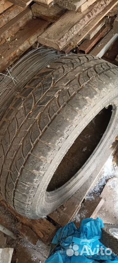 Yokohama Geolandar A/T-S G012 215/60 R17 98H