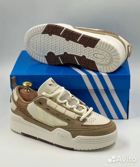 Кроссовки женские Adidas Adi2000