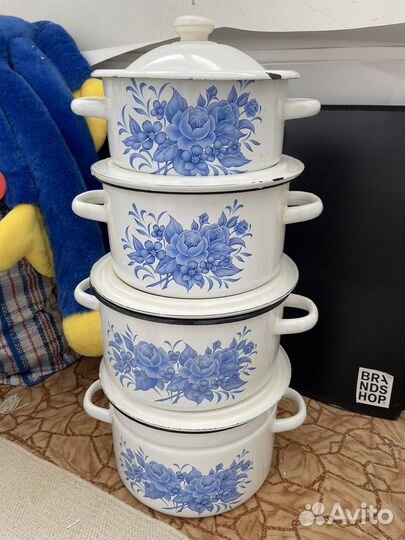 Набор из 4х кастрюль б/у