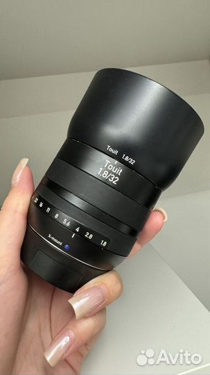 Объектив Zeiss Touit 1.8/32 X-mount