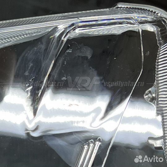 Уцененное стекло для фары Nissan X-Trail T31 (2010