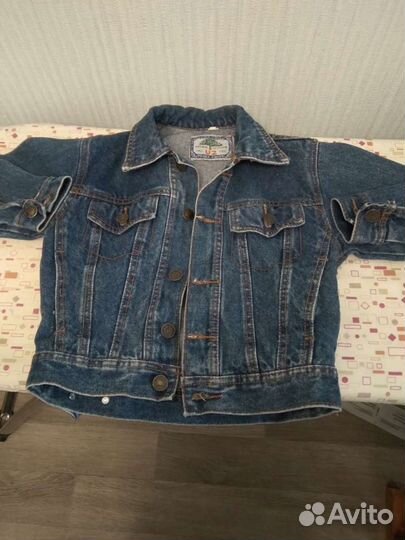 Джинсовая куртка