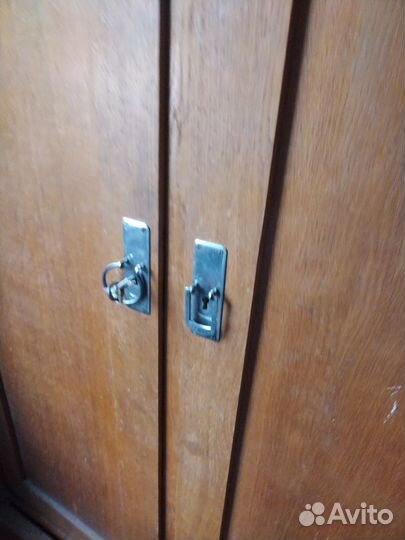 Шкаф плотяной, старинная и антикварная мебель