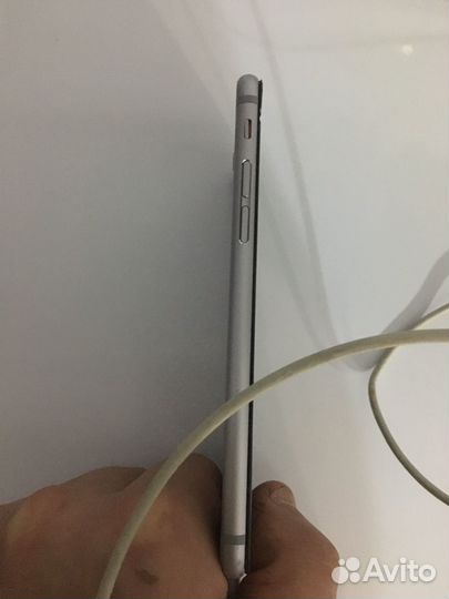 iPhone 6S, 16 ГБ