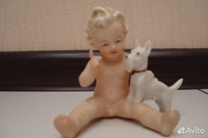 Статуэтка Путти с собакой фрг редкая 50г бисквит