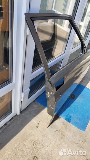 Двери на Альфа Ромео 75