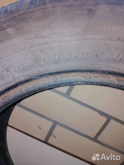 Viatti Strada Asimmetrico V-130 185/65 R15