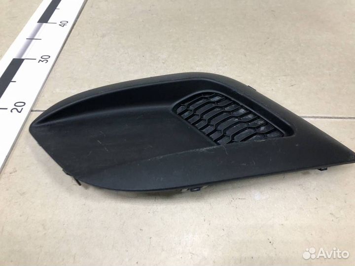 Решетка в бампер правая LADA Kalina 2013