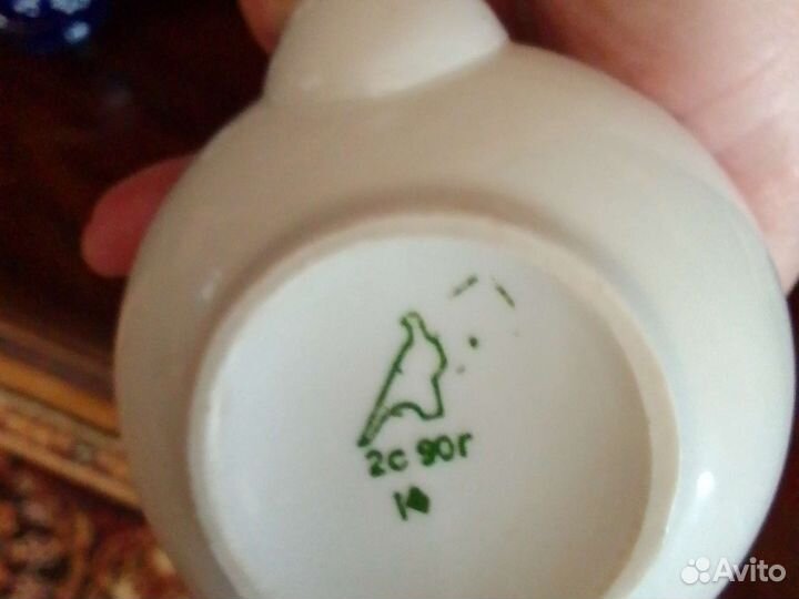 Заварочный чайник маленький, соусник