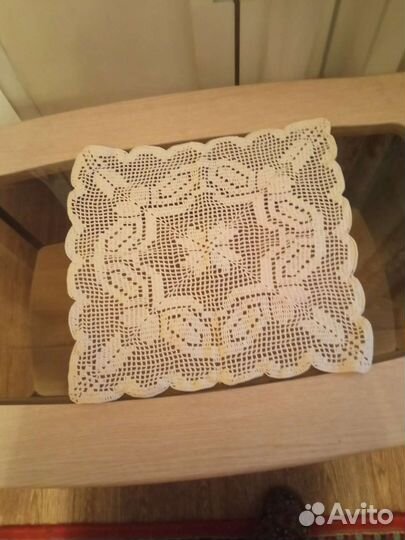 Салфетки вязанные крючком. Несколько штук