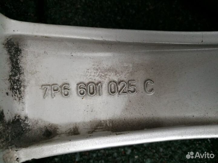 Диски R 18 Volkswagen Touareg. Поштучно