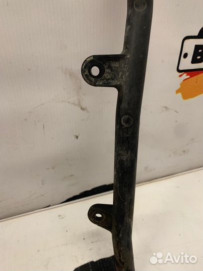 Патрубок системы охлаждения Bmw 5-Series F10