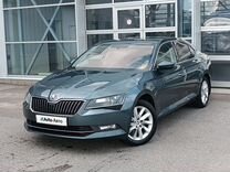 Skoda Superb 1.4 AMT, 2018, 97 000 км, с пробегом, цена 2 175 000 руб.